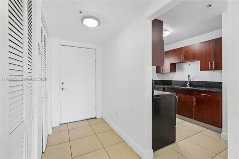 4137 Stirling Road Dania Beach FL 33314