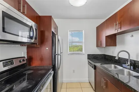 4137 Stirling Road Dania Beach FL 33314