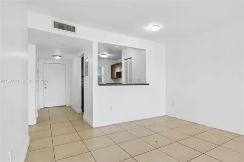 4137 Stirling Road Dania Beach FL 33314