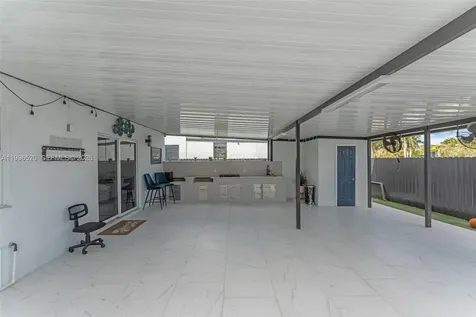 22811 SW 123rd Avenue Miami FL 33170
