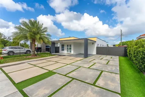 22811 SW 123rd Avenue Miami FL 33170
