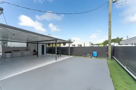 22811 SW 123rd Avenue Miami FL 33170