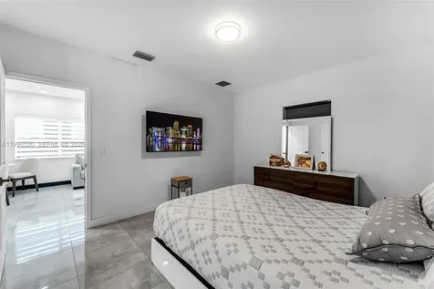22811 SW 123rd Avenue Miami FL 33170