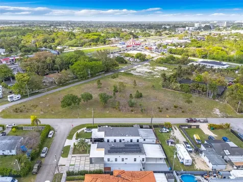22811 SW 123rd Avenue Miami FL 33170