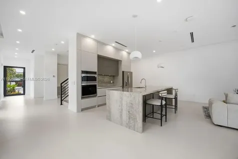 1337 NE 13th Avenue Fort Lauderdale FL 33304