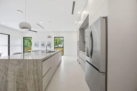 1337 NE 13th Avenue Fort Lauderdale FL 33304