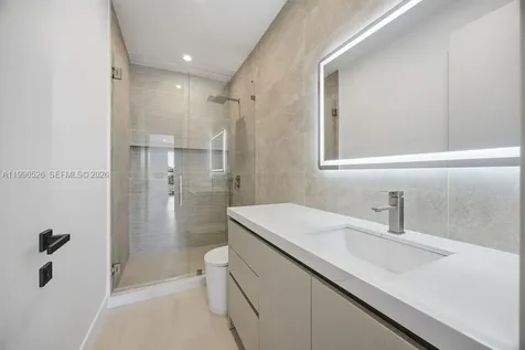 1337 NE 13th Avenue Fort Lauderdale FL 33304