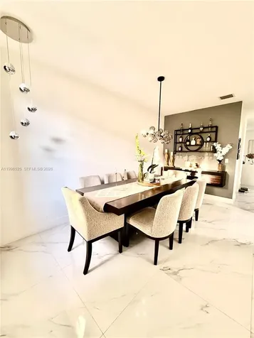 4237 SW 164th Path Miami FL 33185