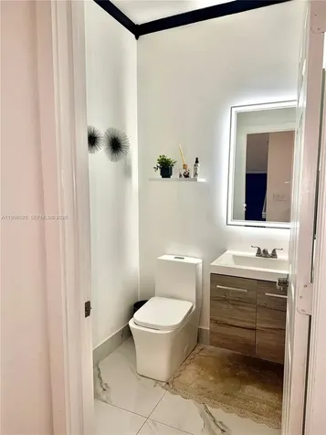 4237 SW 164th Path Miami FL 33185