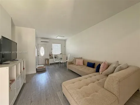 3121-3123 SW 25th Terrace Miami FL 33133