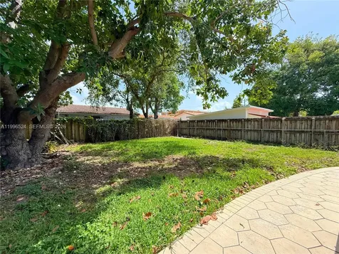 3121-3123 SW 25th Terrace Miami FL 33133