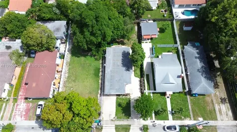 3121-3123 SW 25th Terrace Miami FL 33133