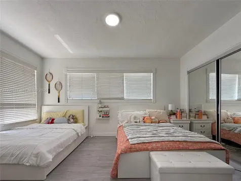 3121-3123 SW 25th Terrace Miami FL 33133