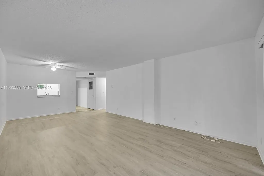 1200 NW 87th Avenue Coral Springs FL 33071