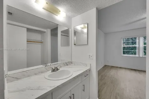 1200 NW 87th Avenue Coral Springs FL 33071