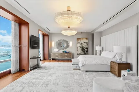 1425 Brickell Avenue Miami FL 33131