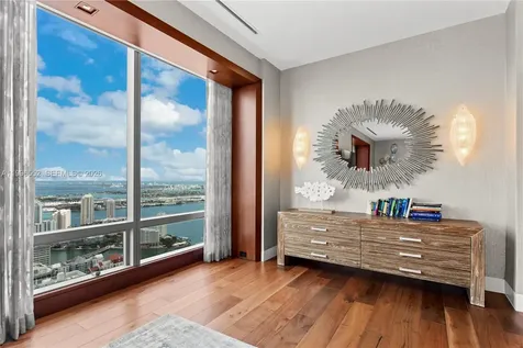 1425 Brickell Avenue Miami FL 33131