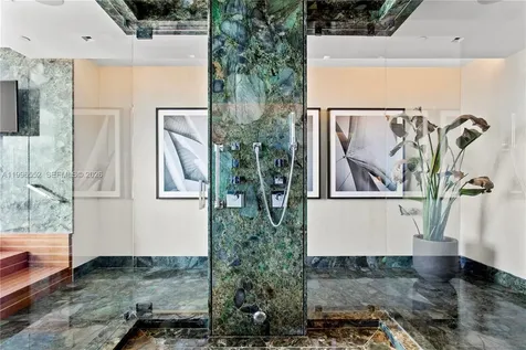 1425 Brickell Avenue Miami FL 33131
