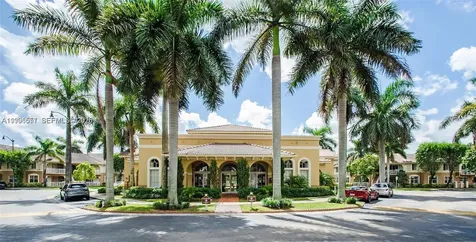 8956 W Flagler Street Miami FL 33174