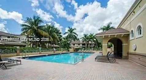 8956 W Flagler Street Miami FL 33174