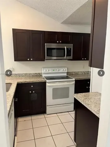 3816 SW 68th Way Miramar FL 33023