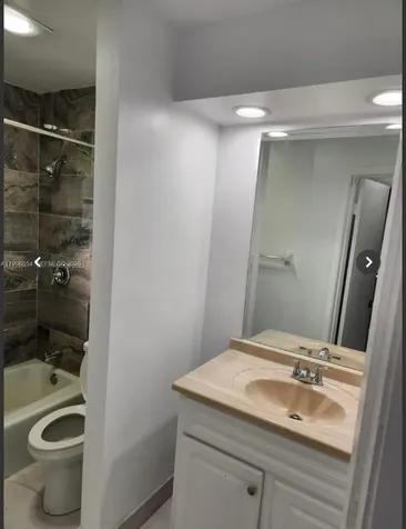 3816 SW 68th Way Miramar FL 33023