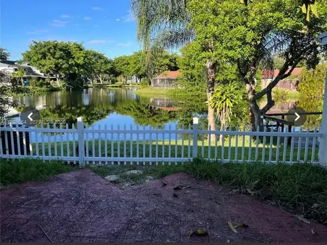 3816 SW 68th Way Miramar FL 33023