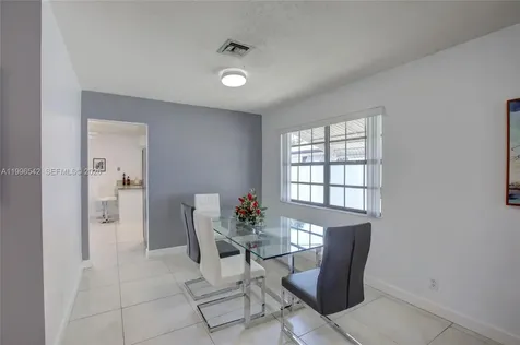 Dania Beach FL 33004