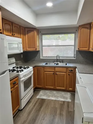7411 Twin Sabal Drive Miami Lakes FL 33014
