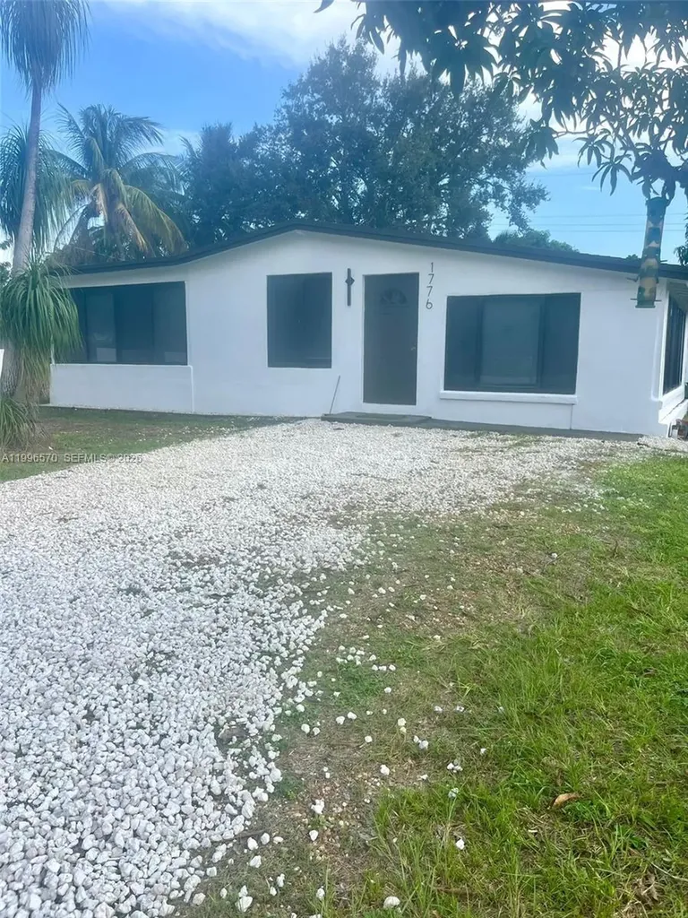 1776 NE 178 Street Miami FL 33162