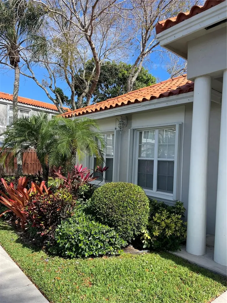 2260 SW 83rd Avenue Miramar FL 33025