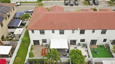 10628 W 33rd Way Hialeah FL 33018