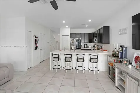10628 W 33rd Way Hialeah FL 33018