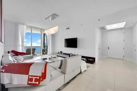 15901 Collins Avenue Sunny Isles Beach FL 33160