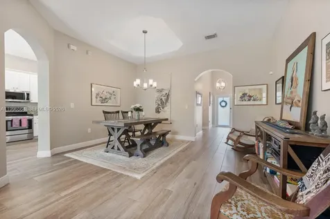 9473 SW 227th Terrace Cutler Bay FL 33190
