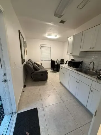 2116 Monroe Terrace Hollywood FL 33020