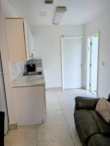 2116 Monroe Terrace Hollywood FL 33020