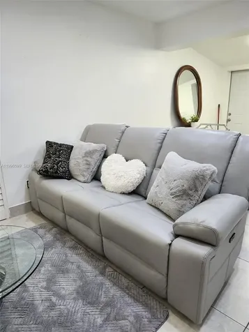 2116 Monroe Terrace Hollywood FL 33020