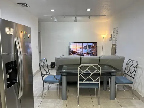2116 Monroe Terrace Hollywood FL 33020