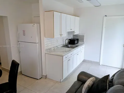 2116 Monroe Terrace Hollywood FL 33020