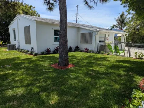2116 Monroe Terrace Hollywood FL 33020