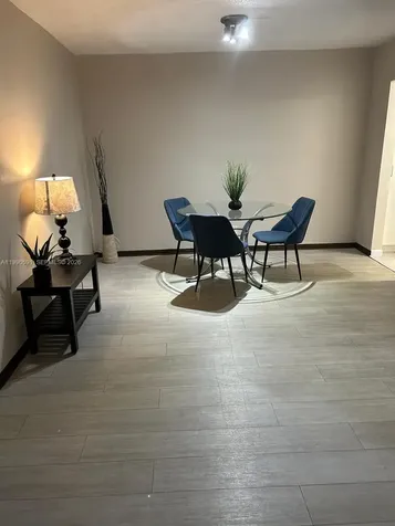 Hallandale Beach FL 33009
