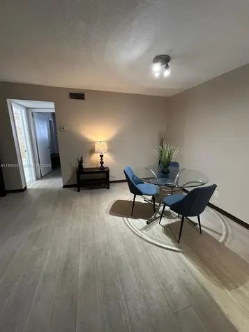 Hallandale Beach FL 33009