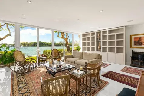 1000 Venetian Way Miami FL 33139