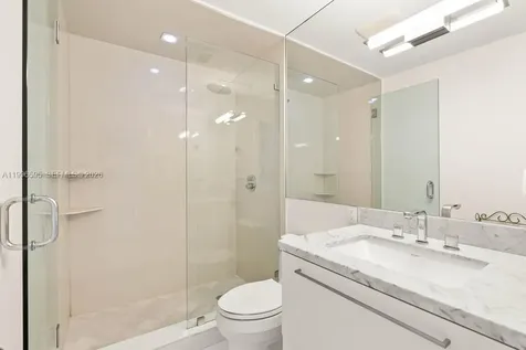 1000 Venetian Way Miami FL 33139