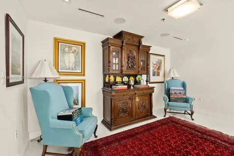 1000 Venetian Way Miami FL 33139