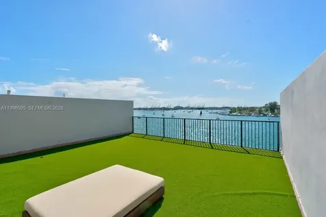 1000 Venetian Way Miami FL 33139