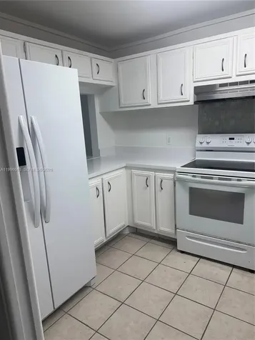 9410 Live Oak Place Davie FL 33324