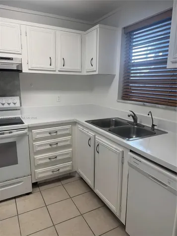 9410 Live Oak Place Davie FL 33324