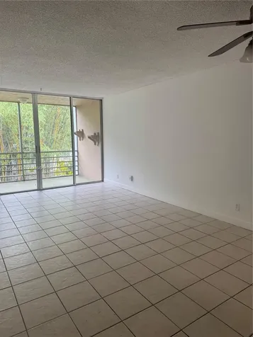 9410 Live Oak Place Davie FL 33324